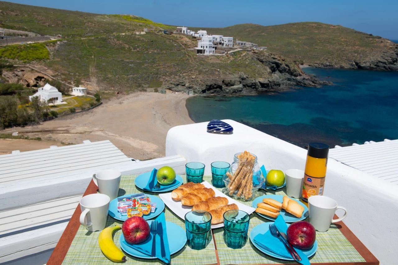 Superior Beachfront Apartment 1 With View To The Aegean Sea Panormos  Buitenkant foto
