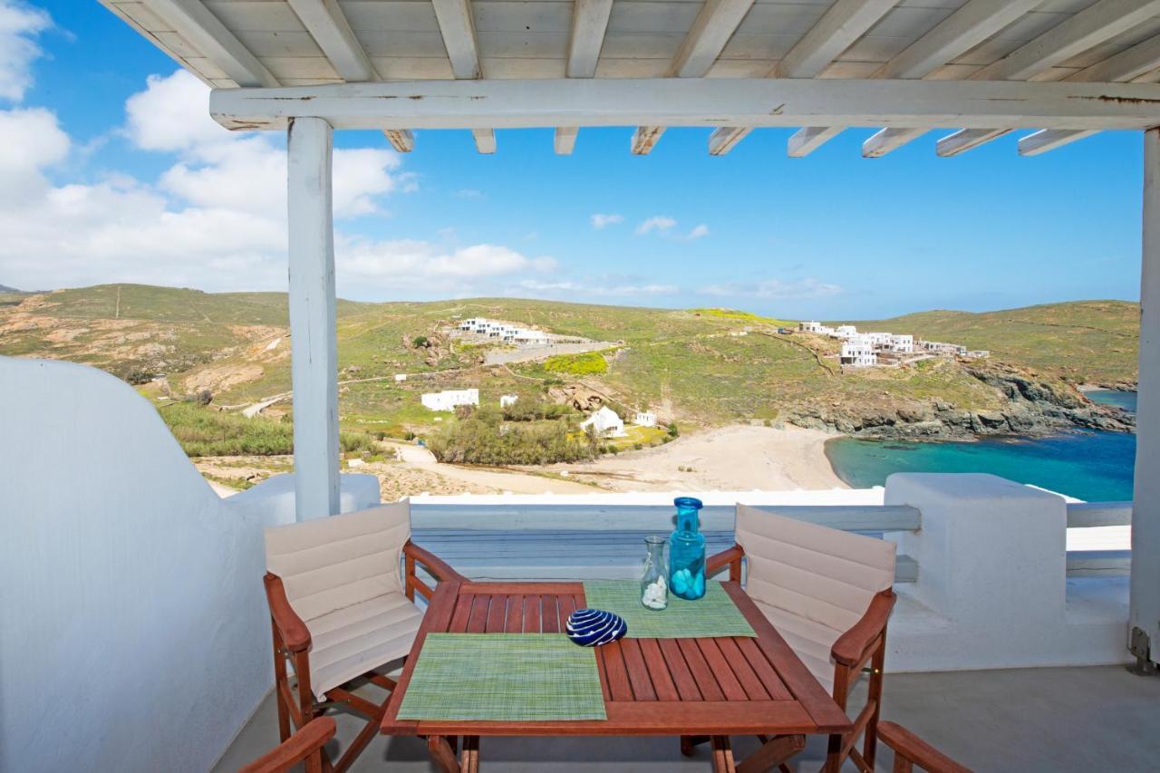 Superior Beachfront Apartment 1 With View To The Aegean Sea Panormos  Buitenkant foto